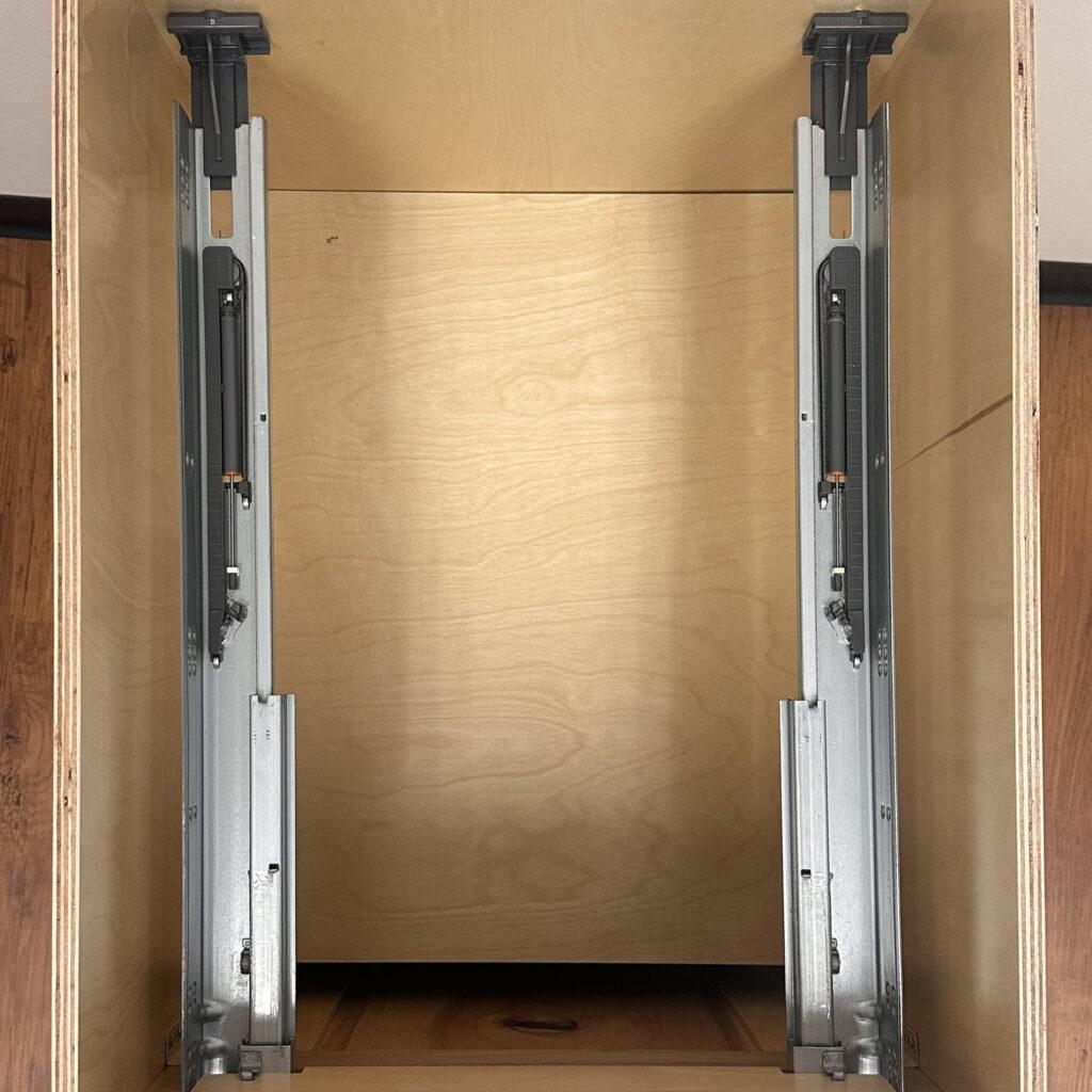White Oak Shaker – ARTISAN CABINETS